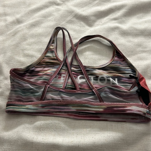 Peloton Sports Bras (2) - Picture 11 of 11